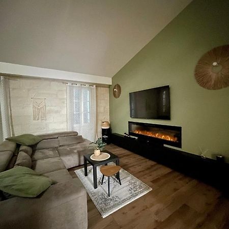 Loft Spacieux Au Coeur Des Remparts D'Aigues-Mortes Buitenkant foto