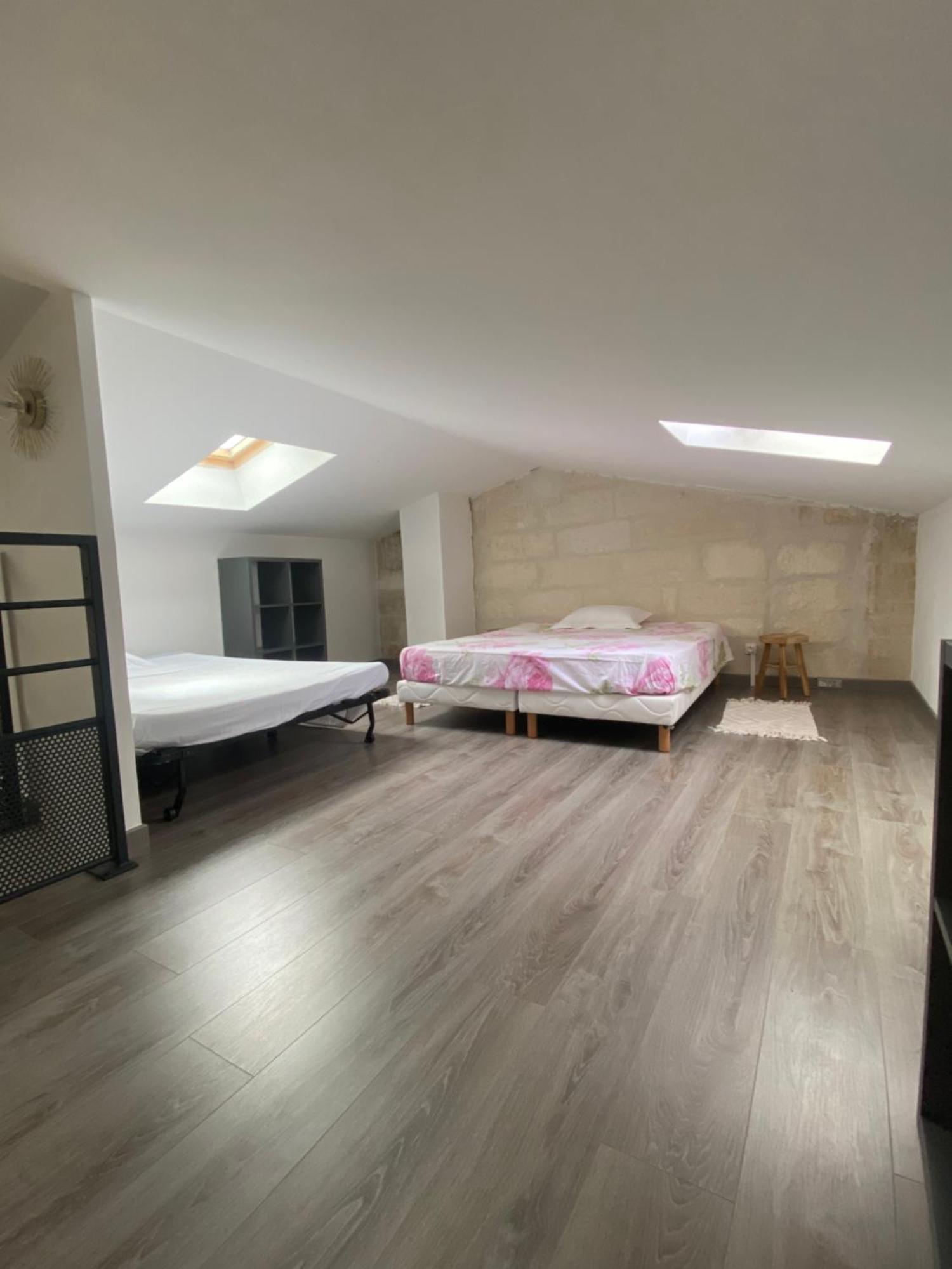 Loft Spacieux Au Coeur Des Remparts D'Aigues-Mortes Buitenkant foto
